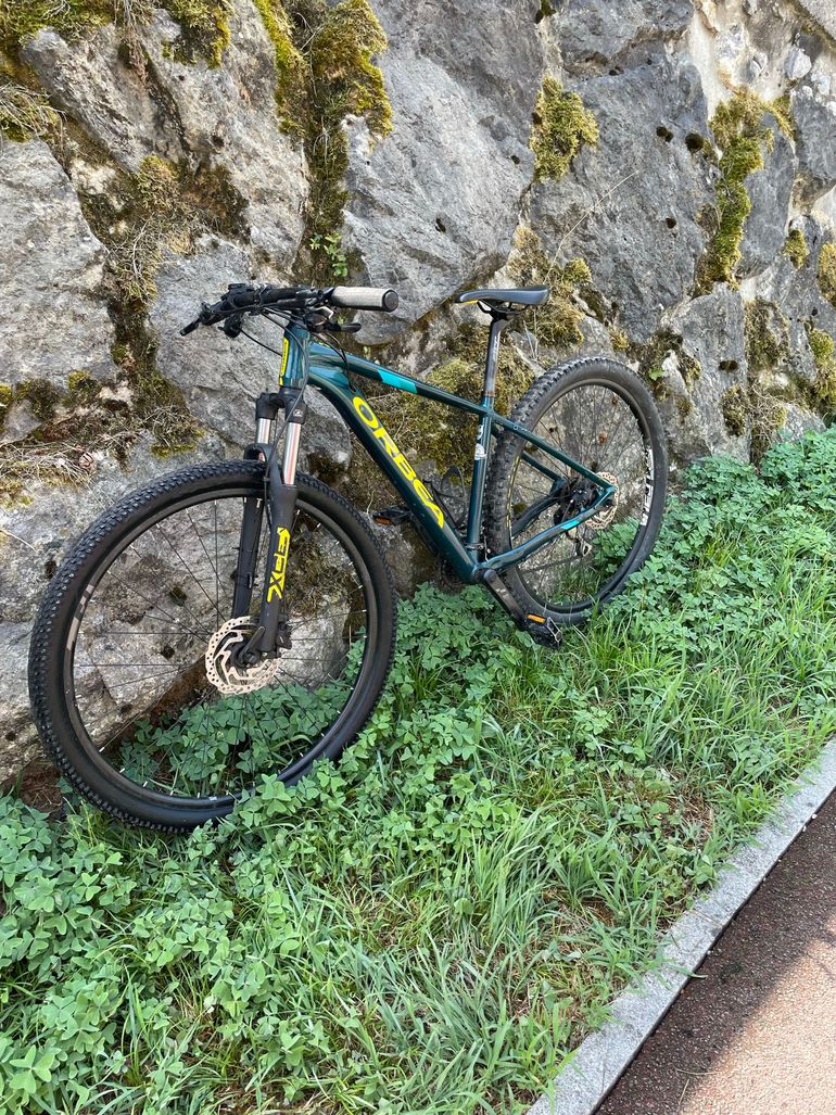 Used Orbea MX 50 27.5 2022 2022 Mountainbike, Blue, 27.5 — image 2 of 11