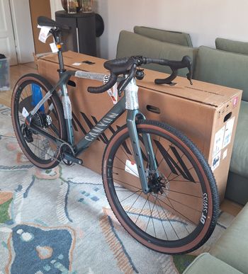Używany Canyon Grizl CF 9 w/ ECLIPS 2026 2026 Road & Gravel — zdjęcie 2 z 3