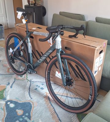 Canyon Grizl CF 9 w/ ECLIPS 2026 2026 Road & Gravel d'occasion — image 2 sur 3