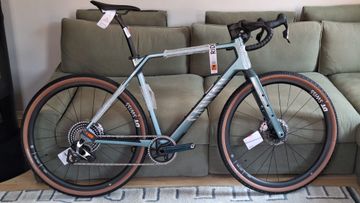 Canyon Grizl CF 9 w/ ECLIPS 2026 2026 Road & Gravel d'occasion