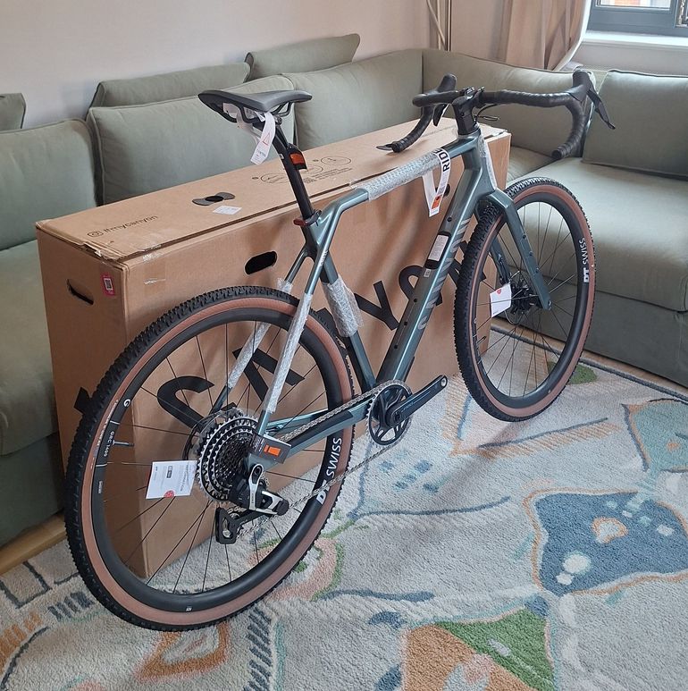 Używany Canyon Grizl CF 9 w/ ECLIPS 2026 2026 Road & Gravel — zdjęcie 3 z 3