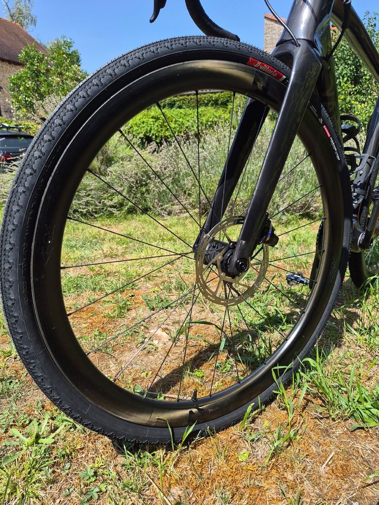 Van rysel Custom SRAM Force eTap AXS 2025 Road & Gravel d'occasion — image 2 sur 5
