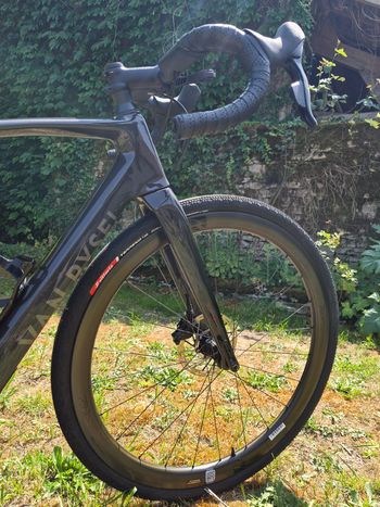 Van rysel Custom SRAM Force eTap AXS 2025 Road & Gravel d'occasion — image 5 sur 5
