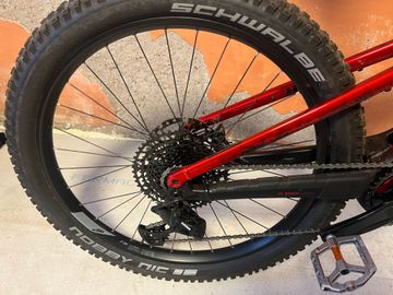 Gebrauchtes KTM MACINA KAPOHO 7973 2022 2022 Mountainbike, Rot, 29 — Bild 3 von 16
