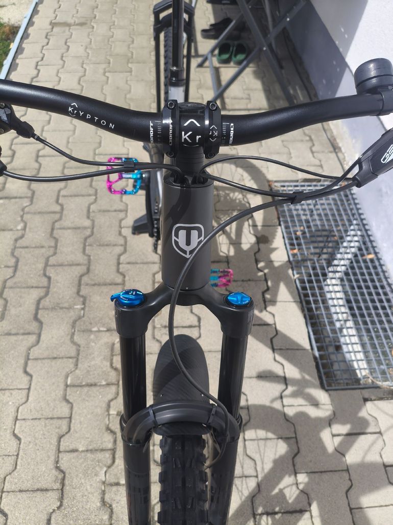 Mondraker NEAT SRAM GX Eagle 2024 Mountainbike usato, Grigio chiaro — immagine 12 di 12