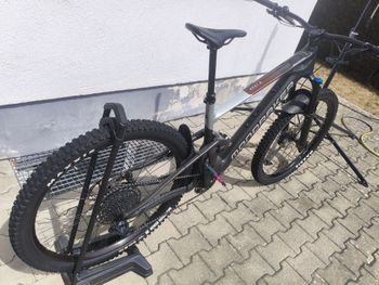 Mondraker NEAT SRAM GX Eagle 2024 Mountainbike usato, Grigio chiaro — immagine 2 di 12