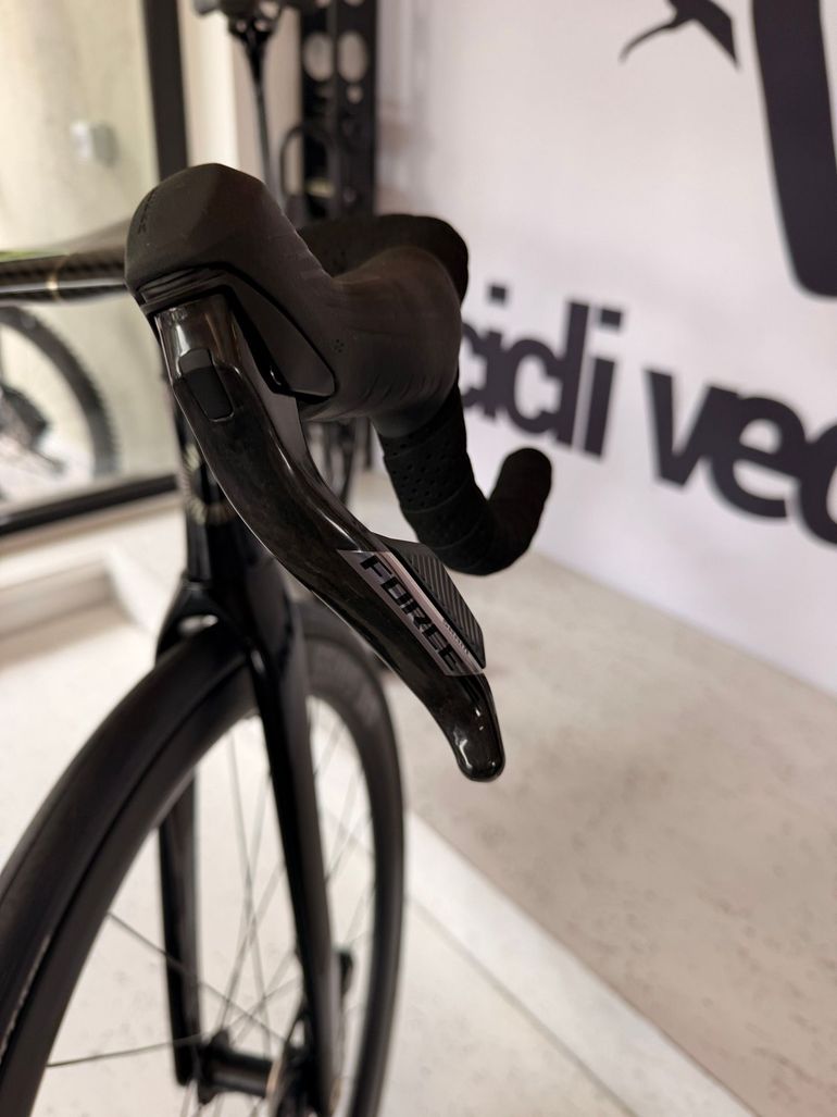 Used Cannondale Supersix SRAM Force 2027 Road & Gravel, Black — image 7 of 8