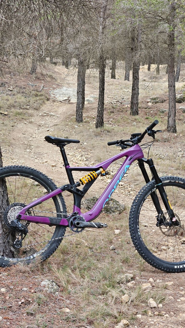 Orbea RALLON M-LTD 2022 2022 Mountainbike usato, Viola — immagine 4 di 5