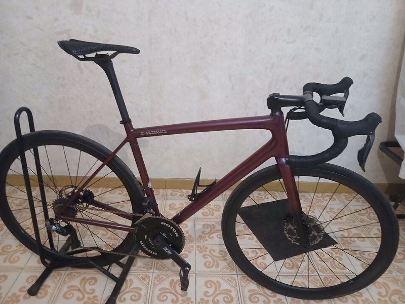 Used Specialized Aethos Shimano Dura Ace Di2 2024 Road & Gravel