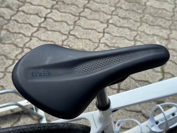 Used Orbea ORCA M30 2021 2021 Road & Gravel, White — image 5 of 13