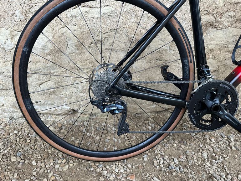 Used Specialized Roubaix Comp 2019 2019 Road & Gravel, Red — image 2 of 7