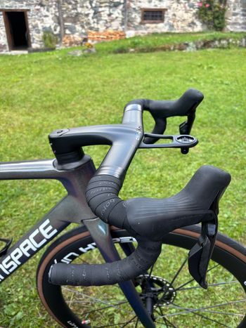 Used WINSPACE Custom Shimano Dura Ace Di2 2026 Road & Gravel, Black — image 4 of 7