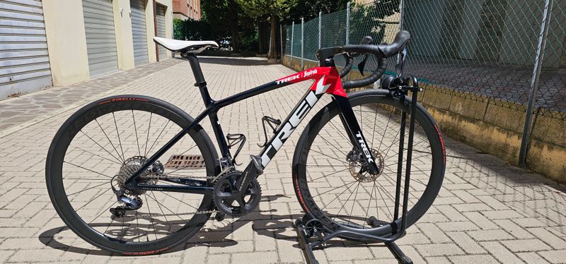 Used Trek Émonda SLR 6 2021 2021 Road & Gravel