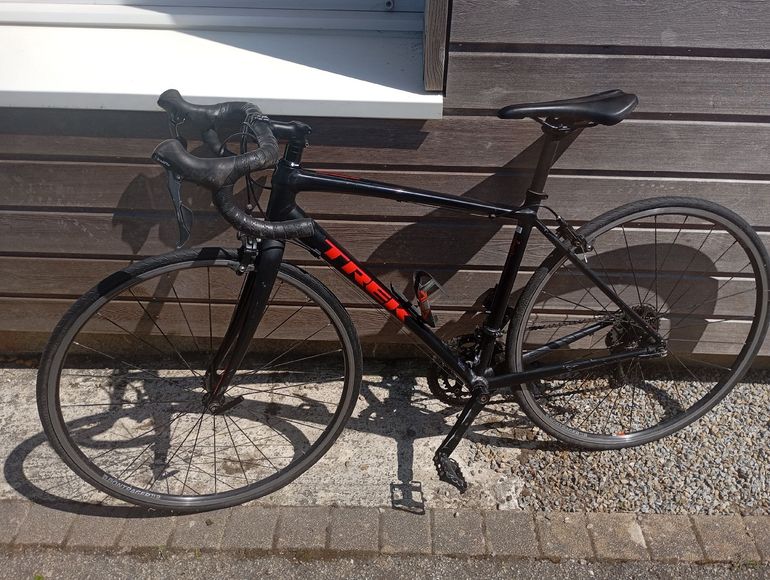 Trek Domane AL 2 2020 2020 Road & Gravel usato, Nero — immagine 2 di 6