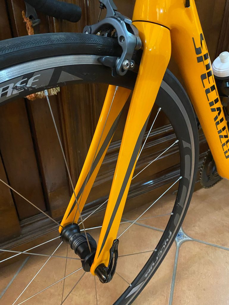 Used Specialized Venge Expert 2016 2016 Road & Gravel, Orange — image 6 of 9