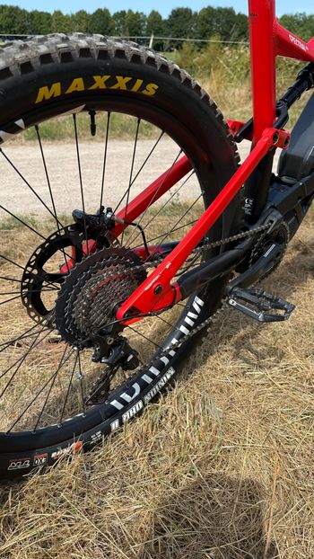 Canyon Spectral:ON 7.0 2019 2019 Mountainbike usato, Rosso — immagine 8 di 13