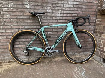 Used Bianchi Oltre XR.2 Dura Ace Di2 2016 2016 Road & Gravel