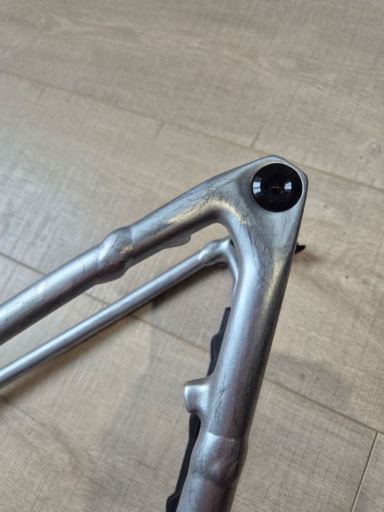 Tweedehands Specialized Chisel Frameset 2023 Mountainbike — afbeelding 5 van 10