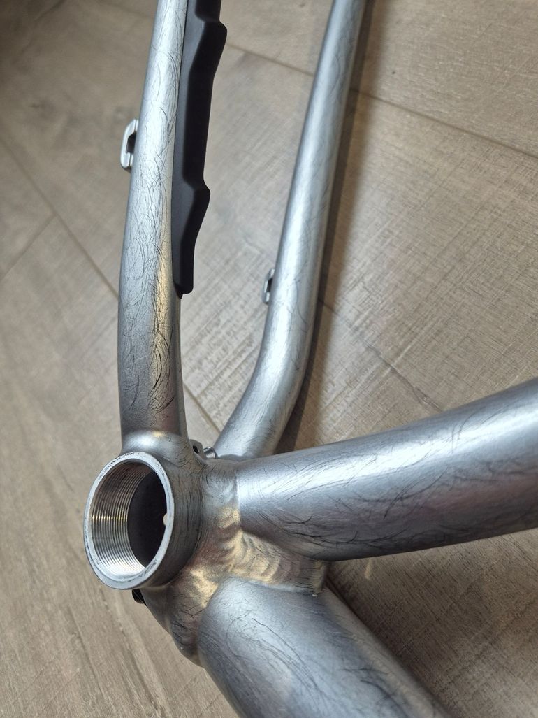 Tweedehands Specialized Chisel Frameset 2023 Mountainbike — afbeelding 2 van 10