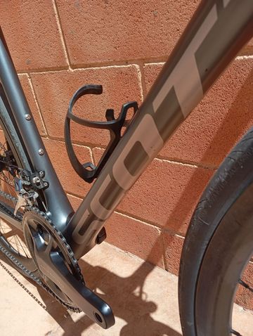 Używany Scott Addict 10 disc 2020 2020 Road & Gravel — zdjęcie 9 z 9