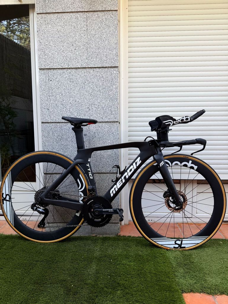 Used Mendiz Custom Shimano Dura Ace Di2 2025 Road & Gravel, Black — image 2 of 10