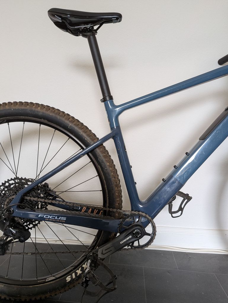 Focus RAVEN 8.7 2023 2023 Mountainbike usato, Blu — immagine 4 di 21