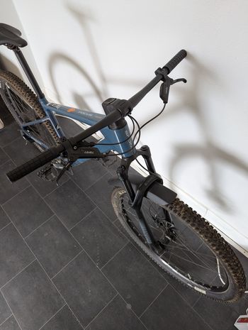 Focus RAVEN 8.7 2023 2023 Mountainbike usato, Blu — immagine 10 di 21