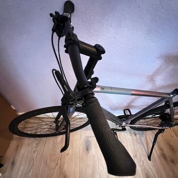 Brugt CUBE Hyde Race Galactic N Black 2023 Urban — billede 6 af 9