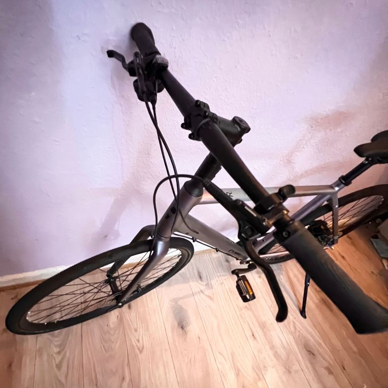 Brugt CUBE Hyde Race Galactic N Black 2023 Urban — billede 8 af 9