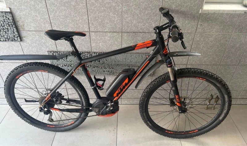 Used KTM Macina Shimano Deore 2018 MTB