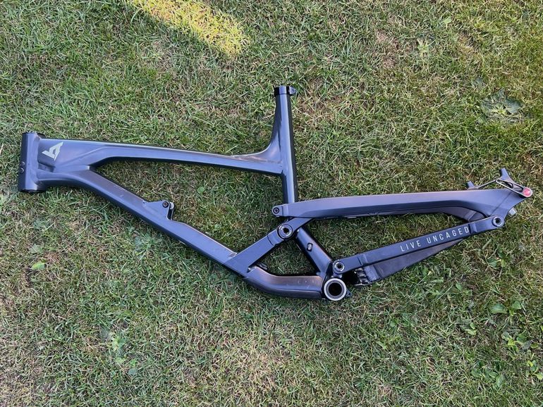 YT Industries CAPRA Base 2020 Frameset 2020 Mountainbike d'occasion — image 2 sur 24