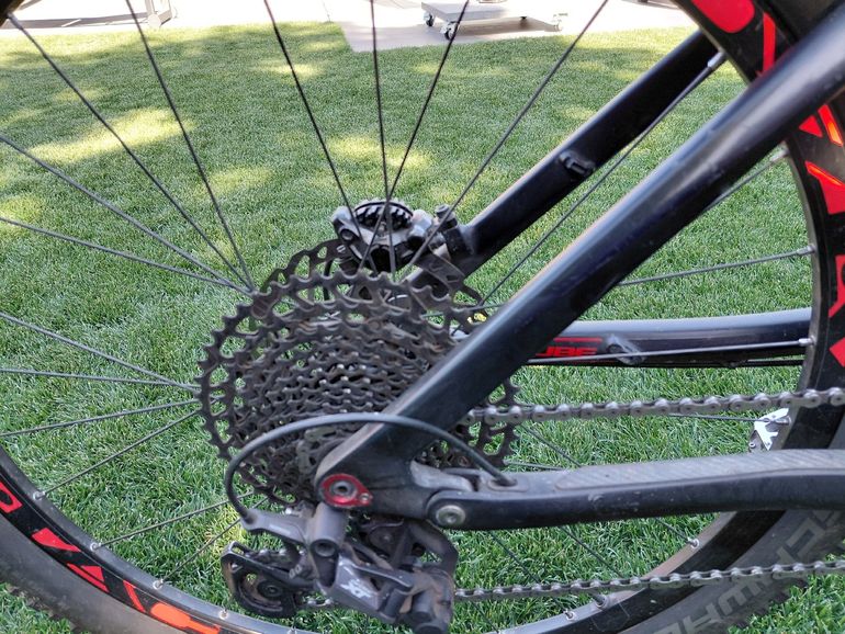 CUBE Stereo Shimano Deore XT 2017 Mountainbike d'occasion — image 2 sur 5