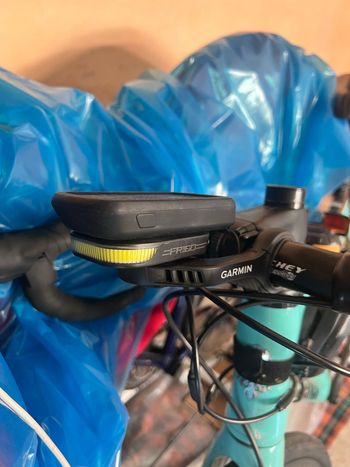 Used Bianchi Infinito Shimano 105 2022 Road & Gravel, Blue — image 8 of 15