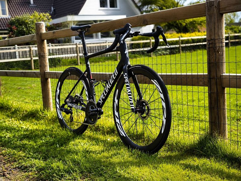 Specialized Allez SRAM Force 2024 Road & Gravel usato