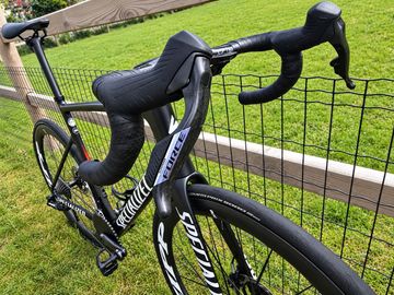 Used Specialized Allez SRAM Force 2024 Road & Gravel, Black — image 6 of 11