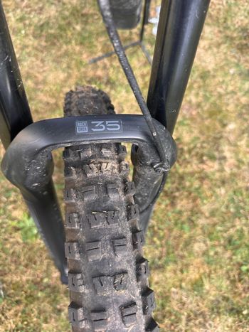 Specialized Turbo Levo 2022 2022 Mountainbike usato, Nero — immagine 2 di 3