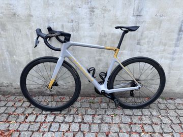 Orbea ORCA M31eLTD 2023 2023 Road & Gravel de segunda mano, Gris claro — imagen 1 de 6