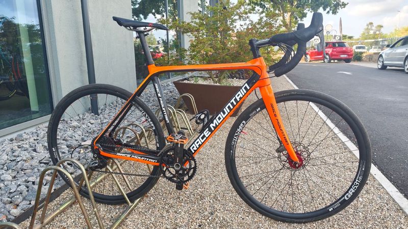Used RACE MOUNTAIN Custom SRAM Red 2020 Road & Gravel