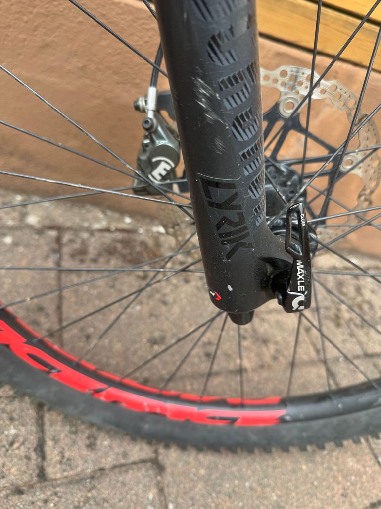Brugt Rocky Mountain Slayer Carbon 50 2019 2019 Mountainbike — billede 5 af 7