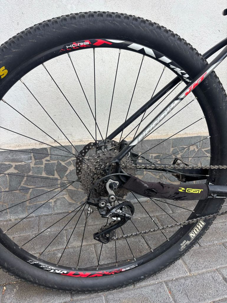 Used Vektor Custom Shimano Deore XT 2016 Mountainbike, Black — image 3 of 4