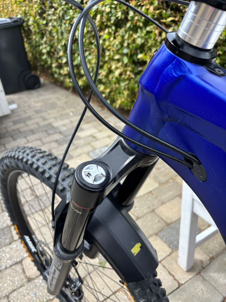 Brugt Trek Slash 8 Gen 5 2023 2023 Mountainbike — billede 4 af 9