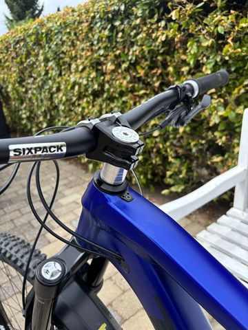Brugt Trek Slash 8 Gen 5 2023 2023 Mountainbike — billede 3 af 9
