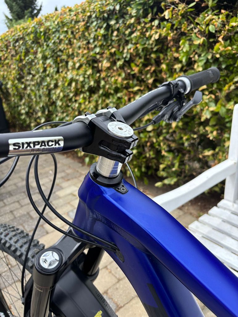 Brugt Trek Slash 8 Gen 5 2023 2023 Mountainbike — billede 3 af 9