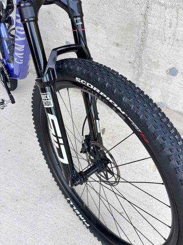 Brugt Canyon Lux Trail CFR LTD 2025 2025 Mountainbike — billede 7 af 11