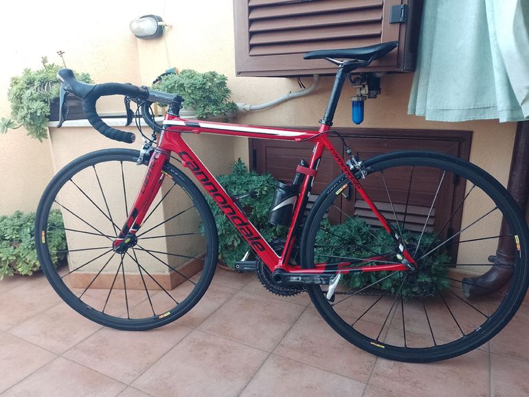 Gebrauchtes Cannondale Supersix Shimano Ultegra 2017 Road & Gravel, Rot — Bild 2 von 6