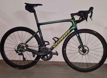 Używany Specialized Men's Tarmac Disc Expert 2019 2019 Road & Gravel