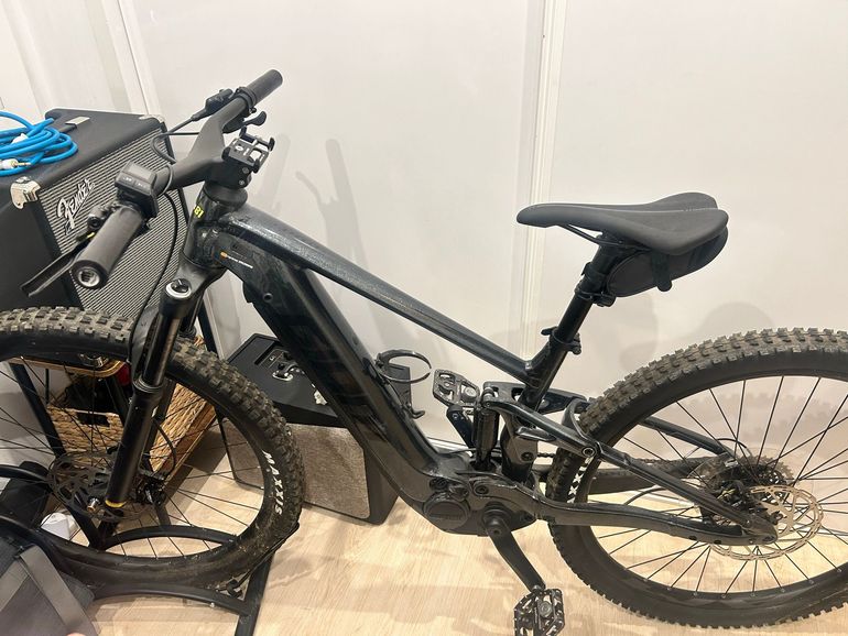 Giant Stance E+ 2 2023 2023 Mountainbike d'occasion — image 2 sur 9