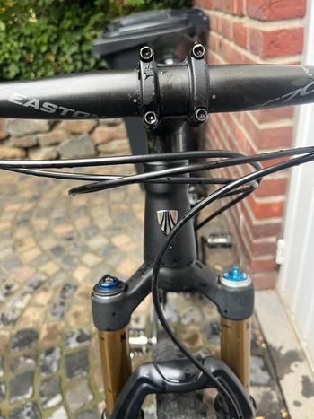 Used Trek Superfly 5 2016 2016 Mountainbike, Black, 27.5 (650B) — image 9 of 15