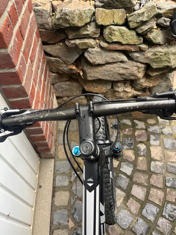 Used Trek Superfly 5 2016 2016 Mountainbike, Black, 27.5 (650B) — image 5 of 15