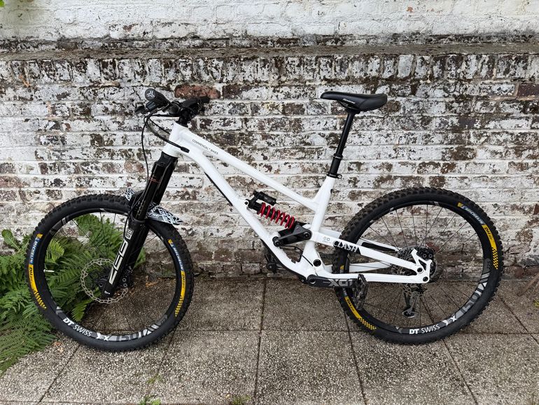 Commencal Clash SRAM X01 Eagle 2025 Mountainbike d'occasion — image 11 sur 19